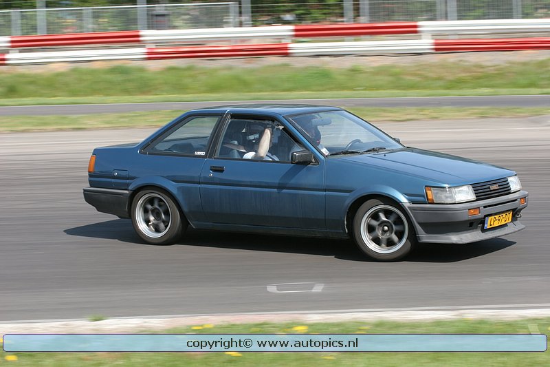 [Image: AEU86 AE86 -  ]